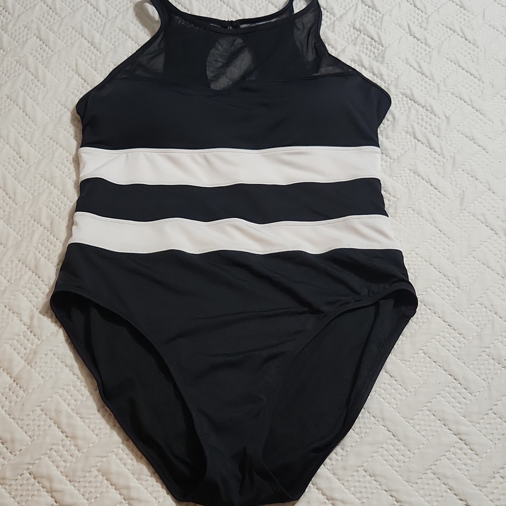Liz Claiborne Black & White Stripe One-Piece Swimsuit